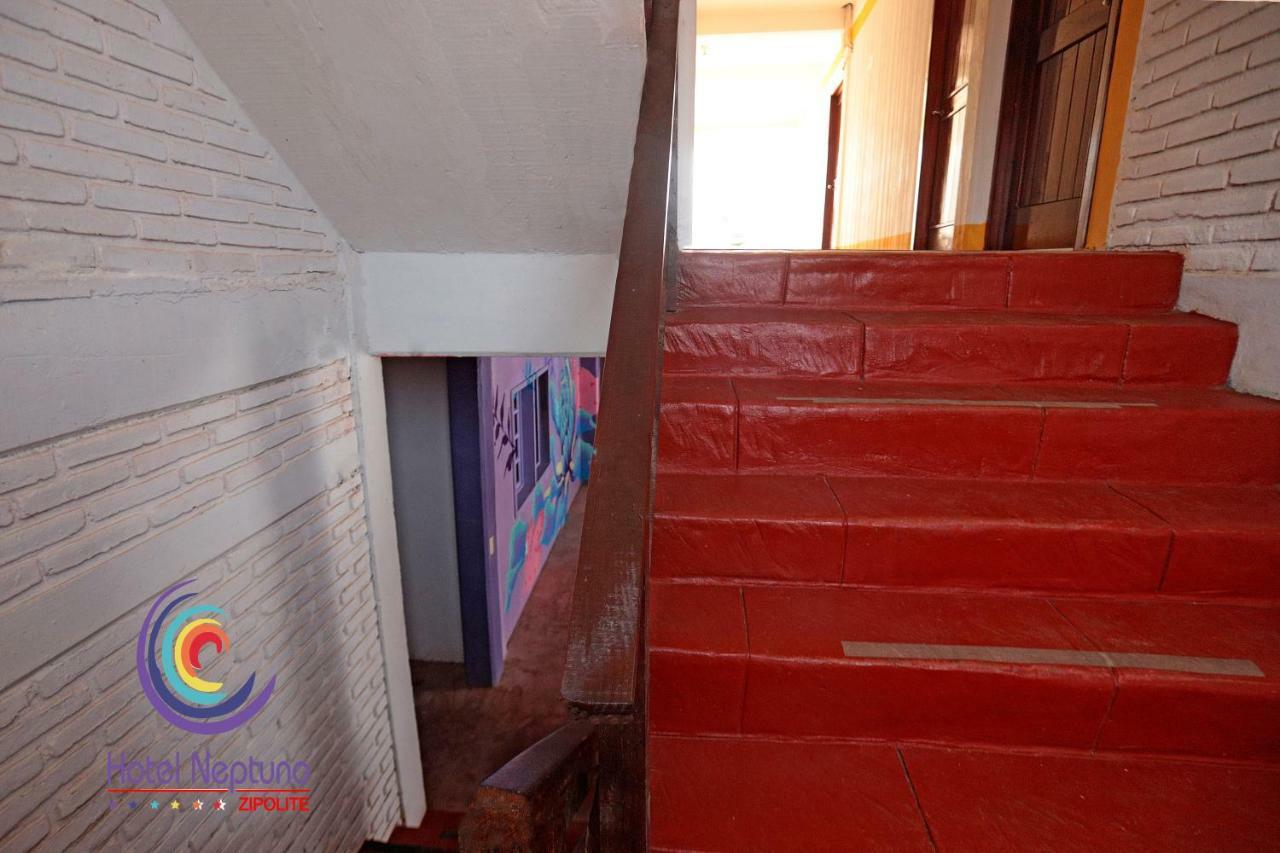 Hotel Neptuno Zipolite Exterior photo